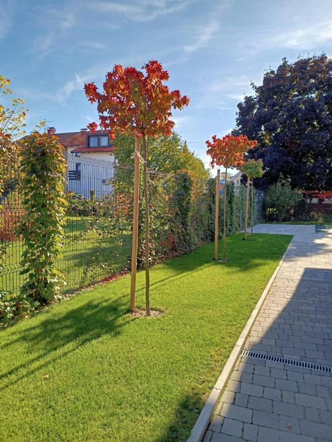 Hotel Old Town Zagreb Airport Velika Gorica Exterior foto